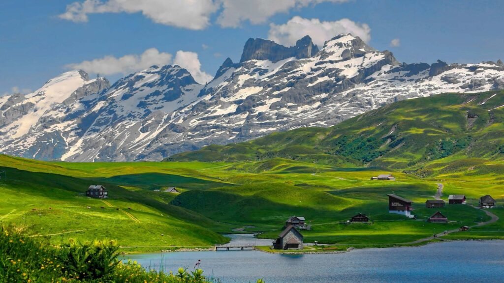 Alpine Valley Snow Peak Nature Expedition Tour